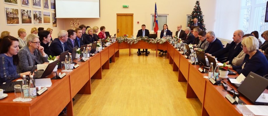 Posėdžiavo Šalčininkų rajono savivaldybės taryba