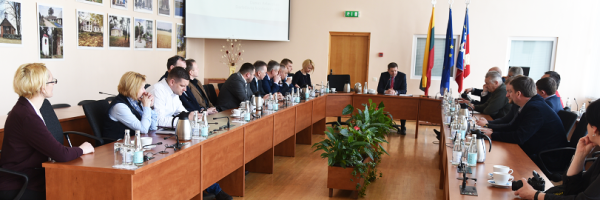 Meras Zdzislav Palevič susitiko su Darbdavių konfederacijos generaliniu direktoriumi Danu Arlausku