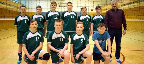 Lietuvos vaikų tinklinio čempionato finalinėse varžybose – bronzos medaliai