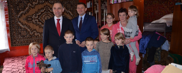 Susisiekimo ministro dovanos daugiavaikei šeimai 