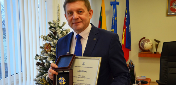 Šalčininkų rajono meras apdovanotas Lietuvos prekybos, pramonės ir amatų rūmų asociacijos...