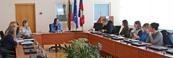Posėdžiavo naujai išrinkta Jaunimo reikalų taryba