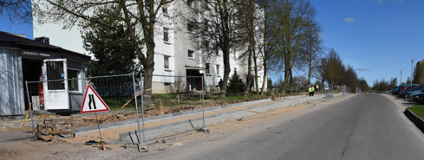 Šalčininkuose tęsiama dviračių ir pėsčiųjų tako statyba