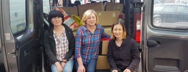 Šalčininkų bibliotekai padovanotos knygos iš Olštyno ir nešiojamieji kompiuteriai iš Varšuvos