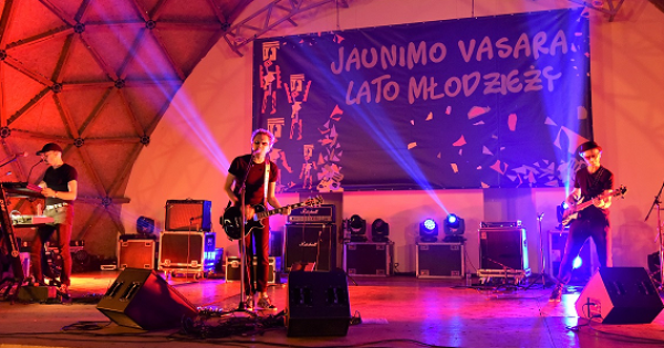 „Jaunimo vasara“ – gražus vasaros palydėjimas 