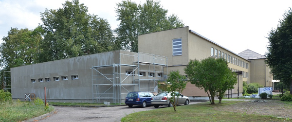 Eišiškių gimnazijoje atnaujinama teniso salė
