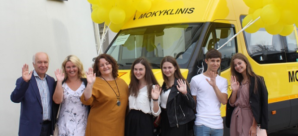 Naujas mokyklinis autobusiukas Dieveniškių „Ryto“ gimnazijai