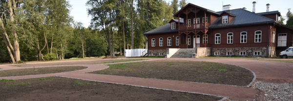 Atnaujinamas Vilkiškių dvaro parkas