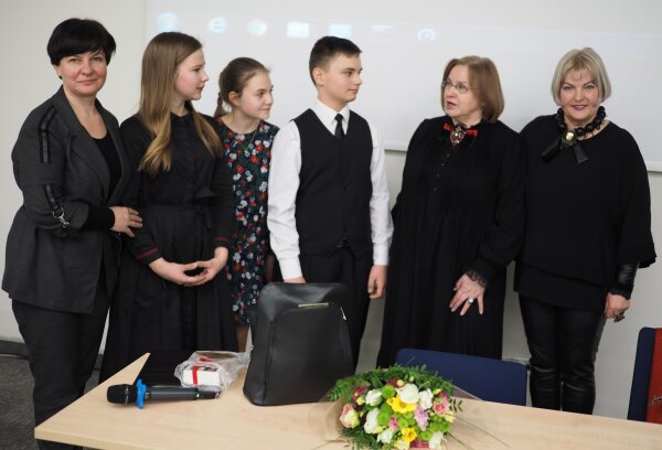 Jaunųjų pianistų dalyvavimas Vilniaus knygų mugėje