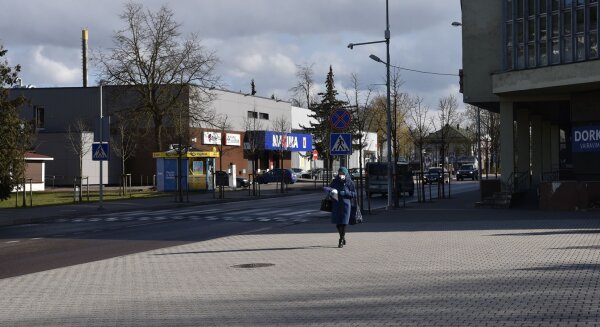 Viešose vietose bus privaloma dėvėti kaukę