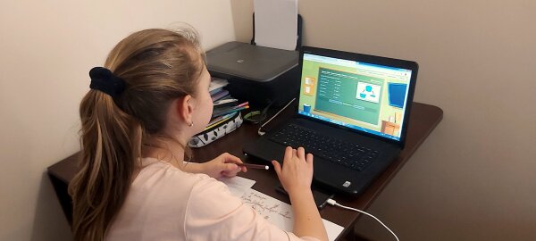 Patirties sklaida kuriant „nuotolinę” mokyklą