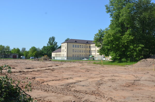 Ruszyła budowa nowoczesnego boiska w Ejszyszkach