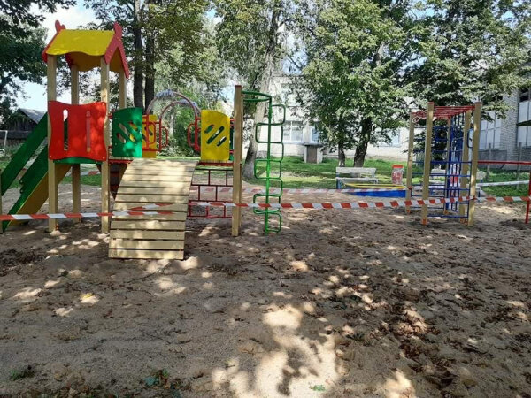 W Kamionce stanął nowy plac zabaw dla dzieci