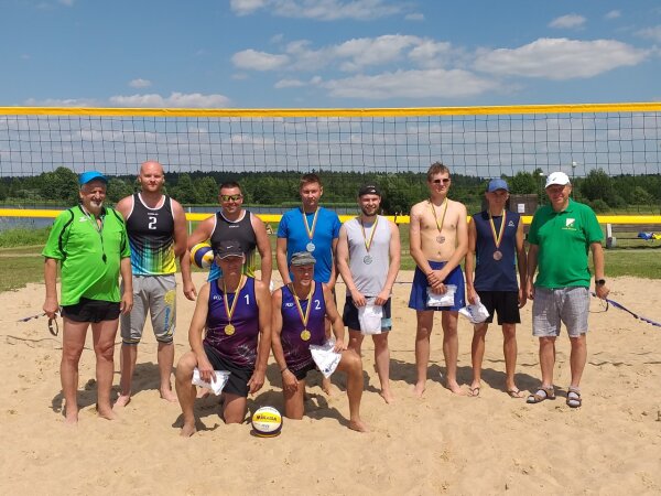 Gražios tinklinio turnyro pergalės