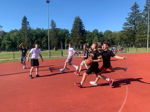 Vasara su sportu