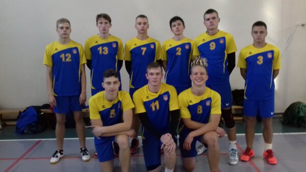 Sėkmingas tinklininkų startas