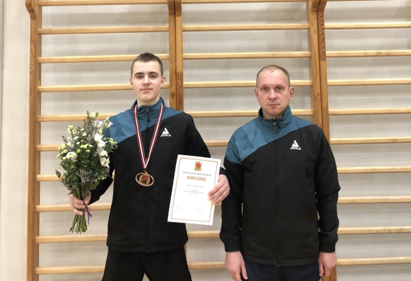 Kolejny medal Lukasa Laketczenko