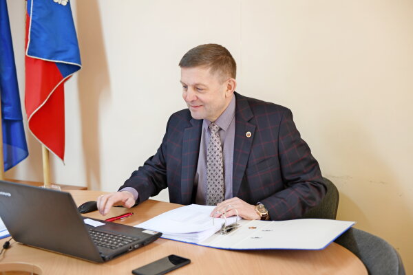 Posėdžiavo Šalčininkų rajono savivaldybės taryba