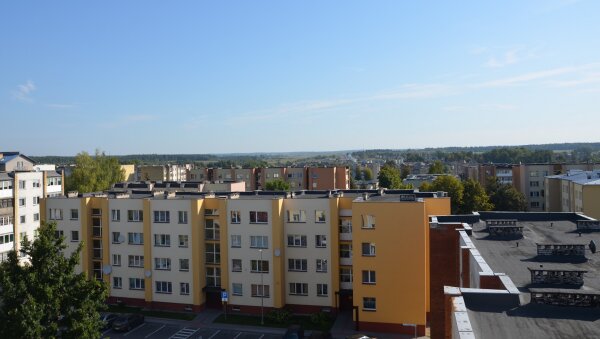 Perkame butus, gyvenamuosius namus ir jų dalis
