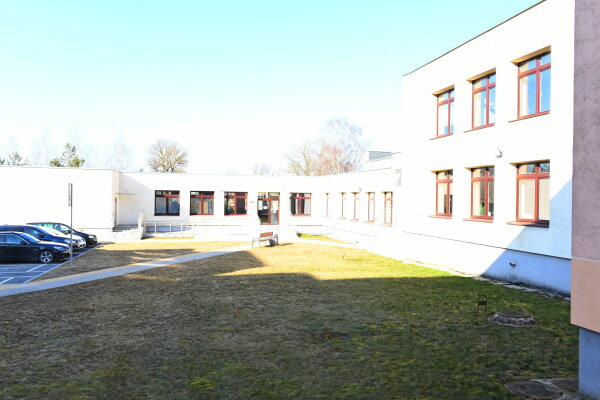 Eišiškės: darbas žmogų puošia