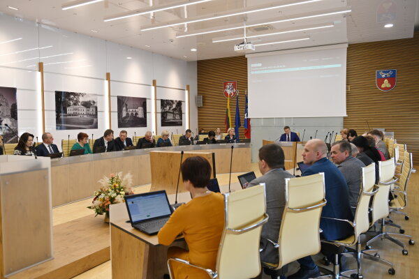 Posėdžiavo Šalčininkų rajono savivaldybės taryba