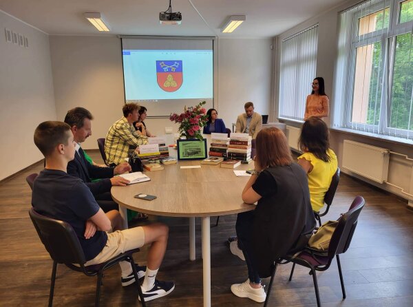 Dyskusja o sprawach młodzieży ze społecznością Ejszyszek