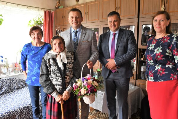 Ponia Stefanija iš Mikniškių švenčia 102-ąjį jubiliejų!