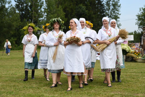 Tradicija ir dabartis: Žolinė Turgeliuose