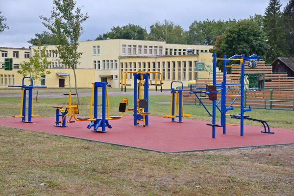 Nowa siłownia plenerowa w Dziewieniszkach