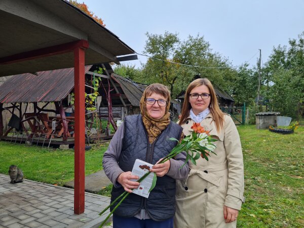 Poškonių seniūnijoje vyko graži akcija – „Pasveikink senjorą“