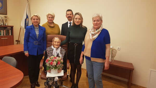 Pani Bronisława Jankowska z Ejszyszcek świętuje jubileusz 100 lat