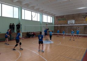 Tradicinis tinklinio turnyras S. Mikonio taurei laimėti