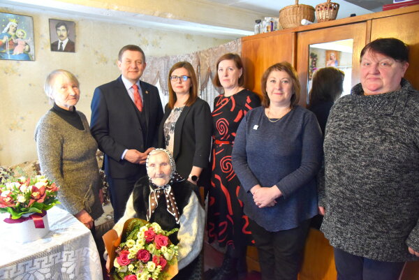 102. urodziny w gminie Paszki