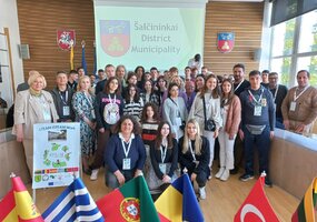 Erasmus+ projektas STEAM iSTEAMwork finišo tiesiojoje
