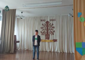 Anglų kalbos skaitovų konkursas „Poem in My Pocket“