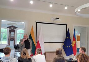 Projektas „Daugiau istorijos: dėmesys įvairovei“