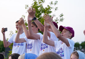 Jubiliejinė stovykla – festivalis „kūrybingi stebuklai” – bendruomenė tapusi šeima