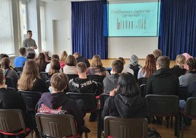 Organizuoti mokinių susitikimai su toksikologijos gydytoju