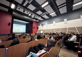Organizuoti mokinių susitikimai su toksikologijos gydytoju