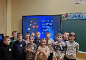 Jašiūnų M. Balinskio gimnazija
