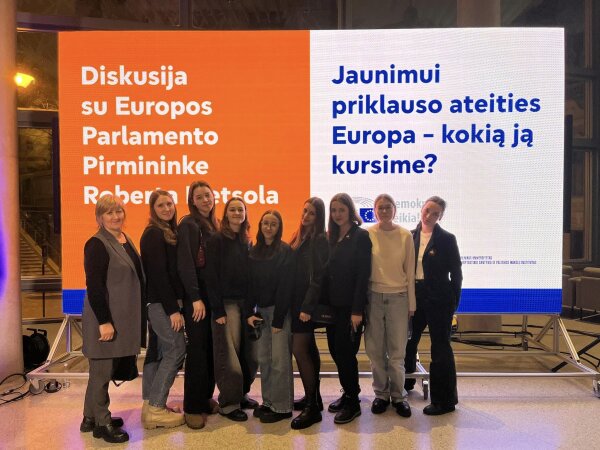 Diskusija su Europos Parlamento pirmininke Roberta Metsola