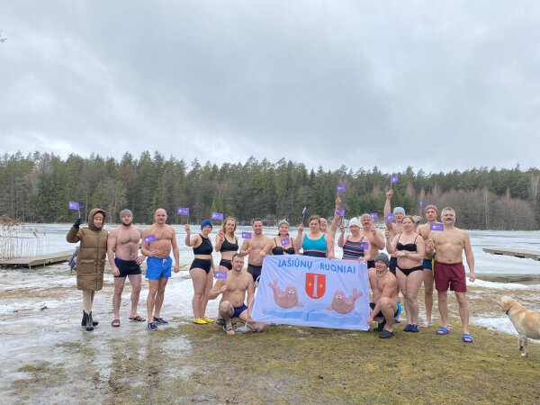 „Jašiūnų ruoniai“ palaiko onkologinius ligonius