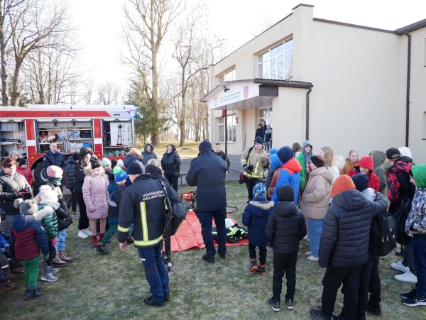 Ugniagesiai organizavo prevencinę akciją Kalesninkuose