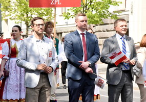 Sostinė pasipuošė tradicinėmis lenkų spalvomis