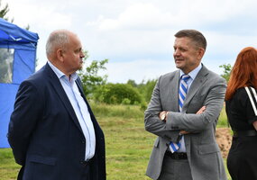 Platesnės atliekų tvarkymo galimybės Dieveniškių apylinkėse
