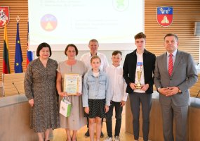 Apdovanoti mokyklų žaidynių nugalėtojai