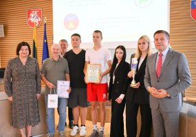 Apdovanoti mokyklų žaidynių nugalėtojai