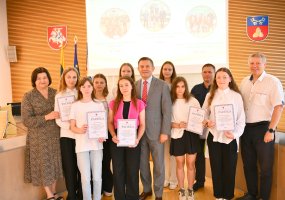 Apdovanoti mokyklų žaidynių nugalėtojai