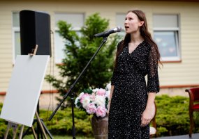 Teatro projektas „Kalbantys jausmai” – jaunimo emocijos virstančios poezija