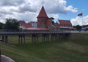 Szlakiem kultury i literatury: wycieczka nauczycieli do Kowna, Kiejdan i Szetejń